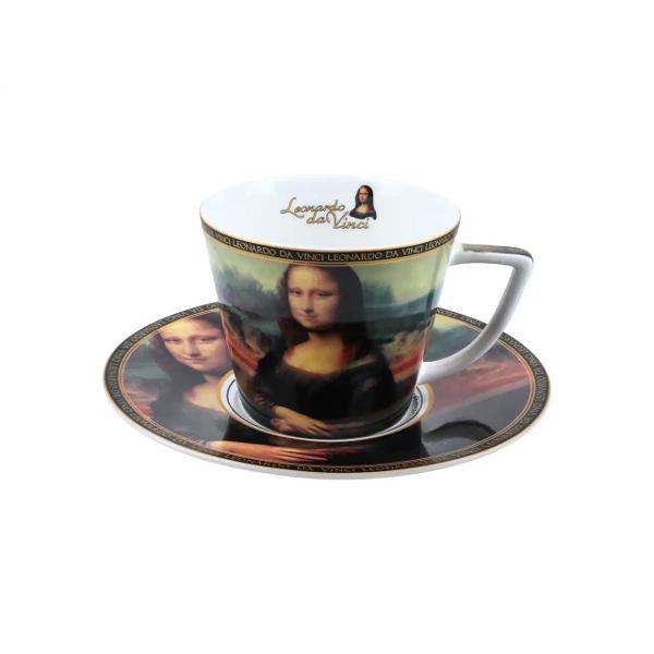 Set elegant realizat din por&539;elan fin inspirat de capodoperele renascentiste semnate de Leonardo da Vinci ce aduce un plus de rafinament &537;i valoare artistic&259; &icirc;n fiecare moment de relaxare Setul con&539;ine o cea&537;c&259; de 230 ml cu farfurioar&259; asortat&259; decorate cu celebra &bdquo;Mona Lisa&rdquo; &537;i o can&259; de 400 ml ilustrat&259; cu &bdquo;Doamna cu hermin&259;&rdquo;p data-start403 