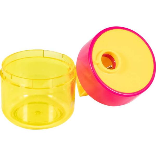 Aceast&259; ascu&539;itoare dubl&259; este un accesoriu indispensabil pentru &537;coal&259; Cu dou&259; dimensiuni este potrivit&259; pentru creioane standard &537;i jumbo&nbsp;Mecanismul inteligent de blocare a orificiului cu r&259;sucire protejeaz&259; lamele &537;i previne varsarea accidentala a a&537;chiilor Modelele &icirc;n culori asortate adaug&259; culoare vie&539;ii de zi cu zispan 