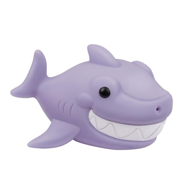 Winfun Water Fun Set Jucarii De Baie Jungla Si Ocean este un set de jucarii pentru baie conceput pentru a transforma timpul petrecut in apa intr-o experienta distractiva si educativa pentru bebelusi Setul include 10 animalute colorate moi si usor de prins special create pentru mainile mici ale copiilor Fiecare figurina poate fi stransa pentru a pulveriza apa oferind un element interactiv care stimuleaza curiozitatea si incurajeaza jocul activ Culorile vii si formele prietenoase contribuie 