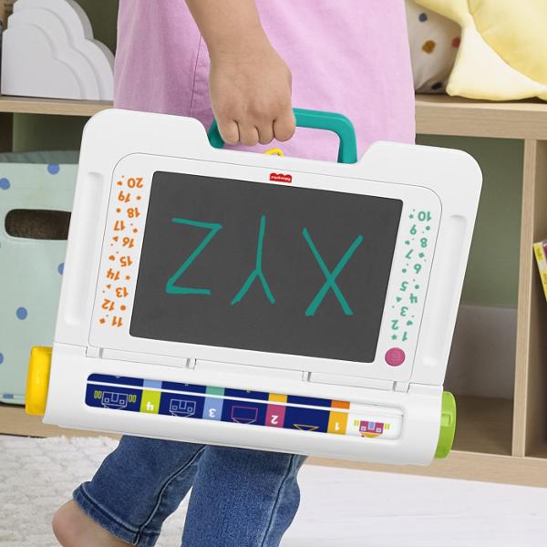Biroul De Invatare Fisher-Price este conceput pentru a incuraja invatarea si creativitatea copiilor prin activitati interactive si distractive Suprafata de scriere tip LCD permite desenarea si exersarea scrisului fara murdarie folosind stiloul special inclus Panourile colorate si rotita interactiva ofera activitati de invatare cu forme imagini si secvente simple care stimuleaza gandirea logica si recunoasterea vizuala Setul include si sabloane pentru forme incurajand copiii sa exploreze 