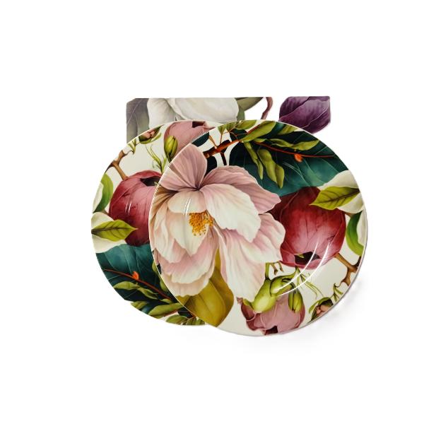 Set de dou&259; farfurii pentru desert MAGNOLIE din colec&539;ia Flower Classic realizat din por&539;elan New Bone China caracterizat printr-o culoare alb-crem natural&259; cu o str&259;lucire delicat&259; &537;i o rezisten&539;&259; &537;i durabilitate excep&539;ionale men&539;in&acirc;nd &icirc;n acela&537;i timp lejeritatea &537;i fine&539;eaLinia este decorat&259; cu flori colorate precum narcise &icirc;n nuan&539;e luminoase 