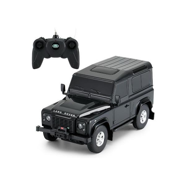 Copilul dumneavoastra se poate juca in voie cu masina cu telecomanda Land Rover Defender scara 1 la 24 oferita de brandul international Rastar Nicio cursa nu este imposibil de castigat cu acesta masinuta replica oficiala cu licenta a modelului original construita cu mare atentie la detalii Masinuta are proportiile ideale pentru momente pline de distractie si amuzament avand dimensiunile in centimetri dupa cum urmeaza  178683Masinuta functioneaza pe frecventa de 24GAlimentarea se 