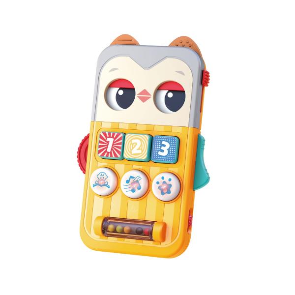 Jucarie educativa interactiva tip mini tablita de joaca Bufnita conceputa pentru a stimula dezvoltarea cognitiva si senzoriala a copiilor mici Produsul are un design atractiv in forma de bufnita cu culori vii si elemente tactile care capteaza atentia si incurajeaza explorarea Panoul frontal include butoane numerotate simboluri si imagini care declanseaza sunete si melodii contribuind la invatarea numerelor formelor si asociatiilor vizuale In partea inferioara este integrat un element 