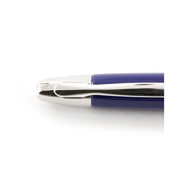 &55357;&56715; Stiloul Capless Rhodium este un&nbsp;stilou incarcat de istorie si tehnologie&55357;&56715; Design-ul impresionant impreuna cu ingenioasa tehnologie folosita il face potrivit pentru noua era&55357;&56715;&nbsp;Corpul metalic&nbsp;este de-un albastru stralucitor cu accente de&nbsp;rodiu&nbsp;si se asorteaza perfect cu&nbsp;penita din aur de 18K placata de asemenea 