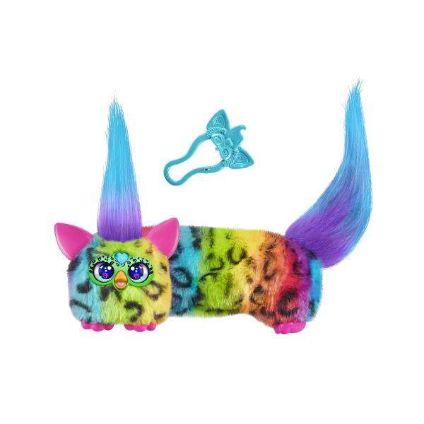 Jucarie interactiva din gama Furby Furblets conceputa pentru distractie muzicala si interactiune dinamica Produsul are un design compact si colorat cu blanita moale si detalii expresive fiind usor de transport si utiliza oriunde Jucaria este echipata cu peste 45 de sunete si efecte muzicale oferind o experienta variata prin activarea diferitelor functii Interactioneaza prin atingere si manipulare raspunzand cu sunete amuzante si melodii stimuland imaginatia si curiozitatea copiilor 
