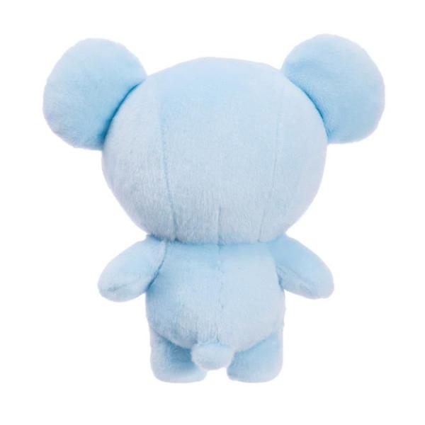 Jucarie de plus Aurora in forma de koala 23cm realizata din material textil moale si delicat la atingere ideala pentru imbratisare si joaca zilnica Designul prietenos in nuante de albastru deschis cu detalii contrastante pe burtica si nas este completat de expresia calmei si simpatica care transmite relaxare si confort Dimensiunea compacta permite transportul usor fiind potrivita atat pentru acasa cat si pentru calatorii Contribuie la dezvoltarea emotionala si imaginativa a copilului 
