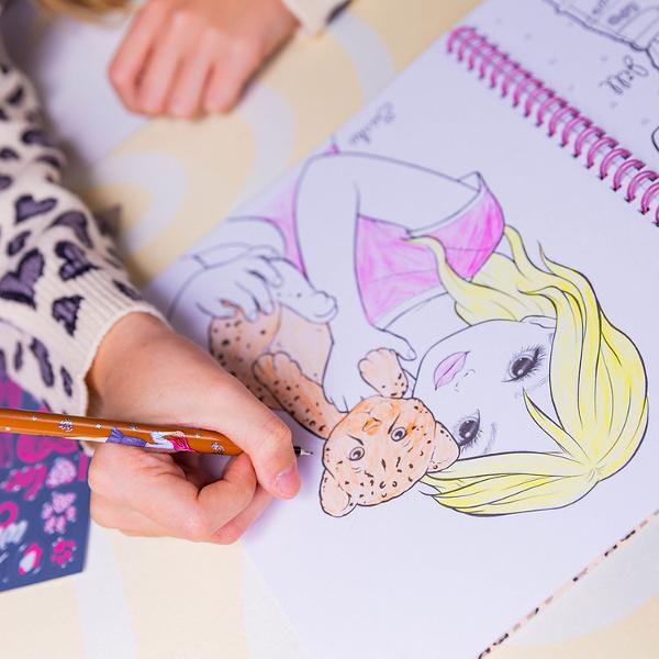 The spiral-bound TOPModel colouring book all about the cool animal trend Leo 40 colouring pages with stylish model motives and cute kittens The eye-catcher is the cute baby leopard appliqu&eacute; on the cover Also included a sticker sheet to embellish the artwork