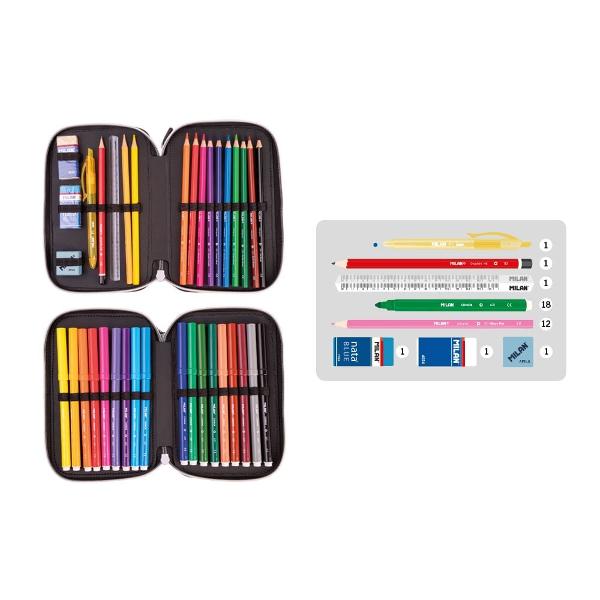Organizarea rechizitelor devine o experienta distractiva cu penarul MILAN 2F Aliens Blue parte din colectia speciala Aliens inspirata din jucaria de lemn Aliens Tower Cu un design vesel in nuante de albastru si personaje simpatice suprapuse acest penar este ideal pentru copiii care isi doresc atat practic cat si stil in fiecare zi de scoalaFabricat din poliester rezistent atat la exterior cat si la interior penarul dispune de doua compartimente cu fermoar oferind spatiu bine 