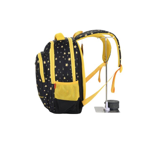 Ghiozdan &537;colar DACO GH4016G 41 cm &ndash; negrugalben ghiozdan &537;colari cu 3 compartimente poliester rezistentGhiozdanul DACO GH4016G 41 cm negru &537;i galben este alegerea ideal&259; pentru &537;colari care &icirc;&537;i doresc un rucsac practic rezistent &537;i cu un design modern Combina&539;ia de culori negru &537;i galben ofer&259; un aspect dinamic 