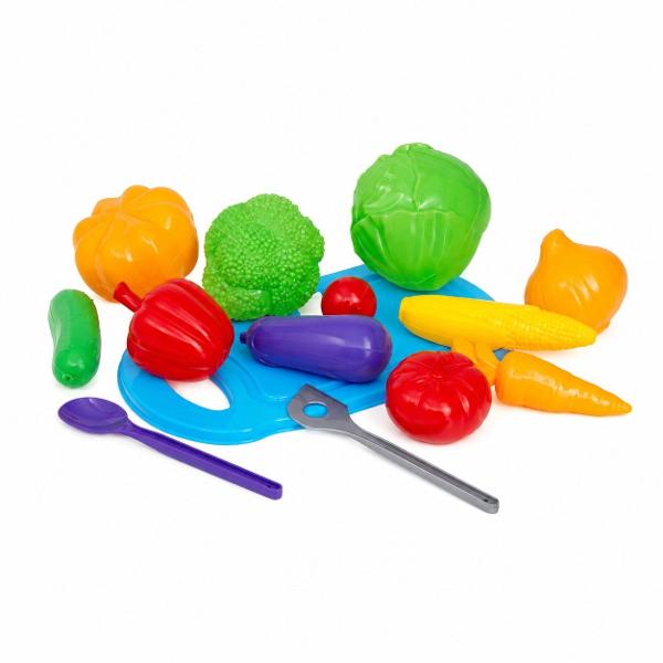 Setul colorat &bdquoPlaca de taiat cu legume&rdquo este alegerea perfecta pentru jocurile de rol ale celor mici &Icircn set sunt incluse legume din plastic viu colorate o placa de taiat un cutit si o lingura astfel incat copilul sa se poata distra jucandu-se de-a bucatarul &Icircn timpul jocului copilul invata denumirile legumelor culorile si formele acestora isi dezvolta imaginatia motricitatea fina coordonarea miscarilor si abilitatile de comunicare Setul este 
