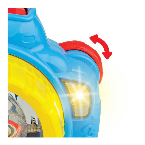 Winfun Jucarie Camera Foto Maimutica este o jucarie interactiva de rol conceputa pentru cei mici care transforma joaca de-a fotograful intr-o experienta distractiva plina de sunete lumini si elemente mobile Apasa butonul declansator si maimutica vesela apare prin surprindere in timp ce obiectivul se roteste Jucaria include o oglinda reflectorizanta o bila rotativa si margele tip zornaitoare care stimuleaza curiozitatea si explorarea senzoriala Camera este prevazuta si cu elemente 