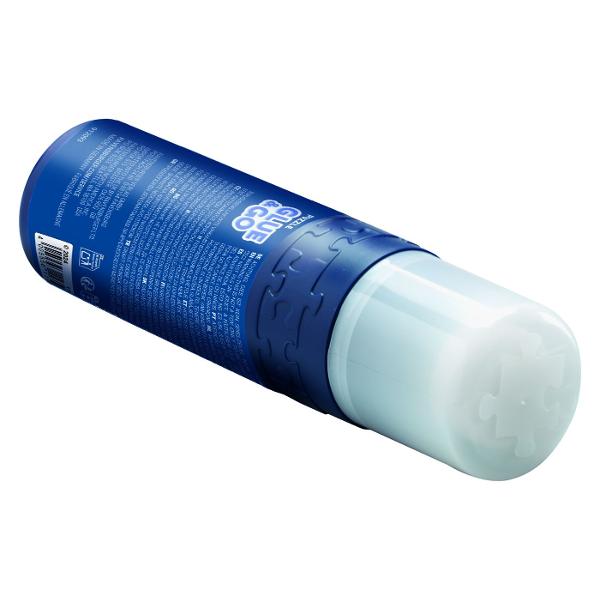 Lipici special pentru fixarea si protejarea puzzle-urilor finalizate Glue And Go Se aplica usor si uniform direct pe suprafata puzzle-ului iar dupa uscare devine transparent si mentine piesele bine unite Este ideal pentru conservarea puzzle-urilor preferate si transformarea acestora in decoratiuni ce pot fi expuse sau pastrate pentru o perioada indelungata