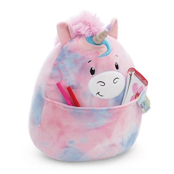 Unicornul nostru NICI este un companion irezistibil de moale &537;i pl&259;cut la atingere perfect pentru momente de relaxare &537;i &icirc;mbr&259;&539;i&537;&259;ri pline de afec&539;iune Acest mic unicorn adorabil se remarc&259; prin forma sa dr&259;g&259;la&537;&259; &537;i rotunjit&259; &icirc;n nuan&539;e pastelate superbe de roz &537;i albastru av&acirc;nd un corn magic pe frunte ochi bl&acirc;nzi &537;i expresivi urechi simpatice&nbsp;Confec&539;ionat 