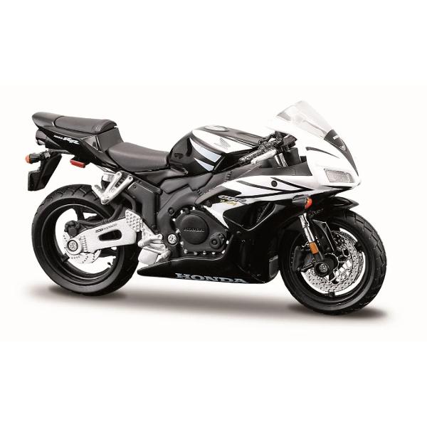 Important Pretul afisat este per bucata Nu se poate alege modelul se livreaza aleatoriu in functie de stocAdauga in colectie o replica impresionanta a legendarului HONDA Model die-cast realizat cu atentie la detalii perfect pentru colectionari si pasionatii de motociclete Puncte forte Design realist carenaje sculptate far frontaltransparent discuri de frana perforate anvelope cu profil realist Culoare premium Materiale de calitate corp din metal turnat cu insertii din 