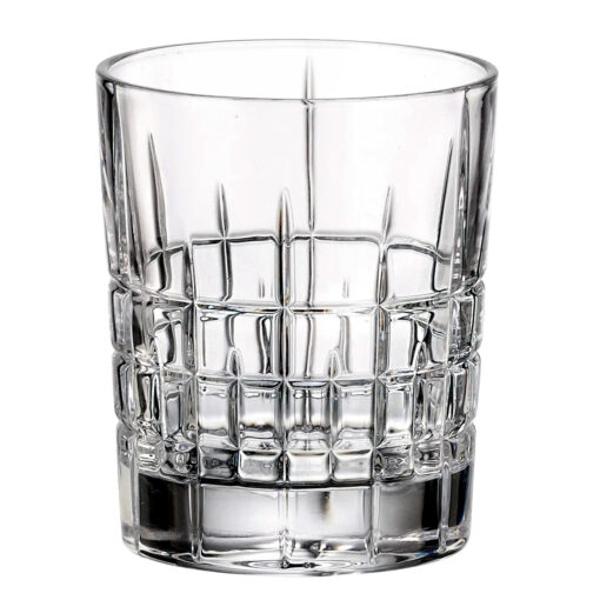 Realizate din cristal de 24 PbO setul de pahare whisky cristal Bohemia din colectia Ricky ofera o claritate impecabila si un luciu spectaculos ce atrage privirea si completeaza perfect orice decor Calitatea cristalului nu doar ca adauga eleganta dar si pastreaza gustul bauturii intact fara alterari oferind o experienta autentica si un pahar deosebit de durabilCu o capacitate de 340 ml aceste pahare de whisky sunt perfecte pentru servirea whisky-ului bourbonului 