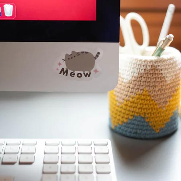 Set stickere Pusheen Foodie 16 de abtibilduri rezistente la apa si reutilizabile produs licentiatVrei sa iti personalizezi laptopul bicicleta jurnalul caietele valizaskateboardul sau oricare alt obiectIti oferim aceasta oportunitate cu acest set de stickere Pusheen produs licentiatPachetul include mai multe abtibilduri in diferite culori si modeleSunt rezistente la apa si se pot reutilizaSuprafata pe care se lipesc aceste stickere trebuie sa fie 