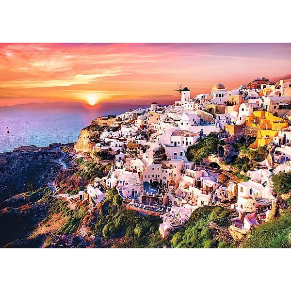 Un puzzle de calitate trebuie sa fie relaxant si distractiv Aranjarea unui puzzle constitue atat pentru copii cat si pentru adulti este o modalitate deosebita de dezvoltare a indemanarii spiritului de observatie si a concentrarii Trefl este o companie poloneza cu sediul central in regiunea Pomorze Incepand din 1985 compania a inceput sa produca puzzle-uri dezvolatand ulterior si segmentul de carti de joc si jocuri de societate In prezent Trefl este lider in Polonia si plina expansiune in 