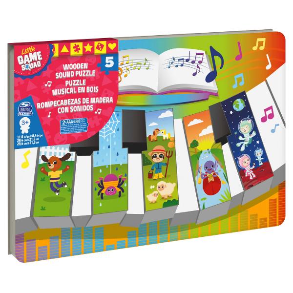 Puzzle din lemn in forma de pian cu sunete Piesele de puzzle din lemn durabile declanseaza note de pian Perfecte pentru mainile mici si ajuta la dezvoltarea abilitatilor de dexteritate Puzzle-urile sunt un instrument excelent de invatare care ii ajuta pe copii sa dezvolte abilitati cognitive precum recunoasterea culorilor si modelelor coordonarea ochi-mana potrivirea si multe altele Recomandat de la 3 ani in sus Necesita doua baterii AAA nu sunt incluse