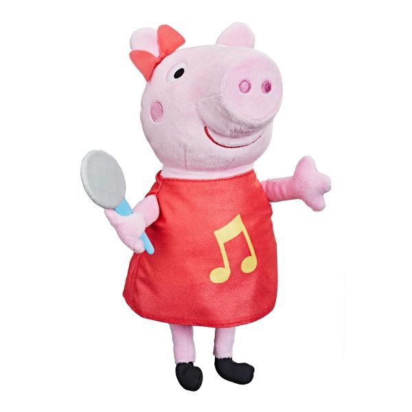 Peppa Pig iubeste sa cante iar cu papusa de plus Peppa Oink-Along Songs copiii pot canta impreuna cu ea Inspirata de apreciata serie animata a Entertainment One UK aceasta papusa Peppa Pig de 28 cm este moale pentru imbratisare si vine cu un accesoriu de microfon pentru a canta Vrei sa-i auzi cantecele Este usor Doar apasati-i pe burta pentru a o auzi cantand vorbind razand sforaind sau urland Ea canta 3 melodii si spune 3 fraze pe care prescolarii si le-ar putea aminti din 