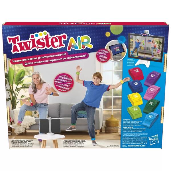 Fara covoras Asta e corect Faceti miscari de pe covoras pe ecran cu jocul Twister Air În acest joc Twister activat pe aplicatie petrecerea se muta pe dispozitivul inteligent al unui jucator Acest joc distractiv de petrecere include 8 benzi colorate Twister Air si un suport pentru dispozitiv care functioneaza pentru orice smartphone sau tableta Pentru a incepe descarcati aplicatia Twister Air si setati un dispozitiv inteligent in suportul inclus Apoi jucatorii isi pun benzile la 