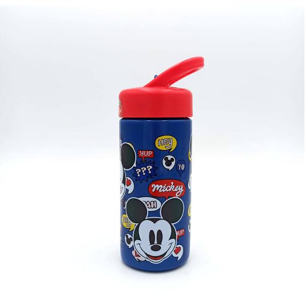 Sticla de apa sport cu pai si maner incorporat care ii va mentine pe copii hidratati oriunde ar mergeSticla apa 410 ml  Mickey Mouse este fabricata din plastic fara BPACapacitate 410 mlDimensiuni 178x74x64 cmGreutate 90g