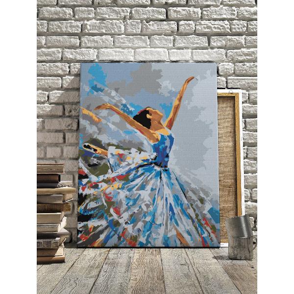 Setul de pictura pe numere te poate scufunda partial in lumea fanteziilor tale si iti ofera posibilitatea de a patrunde mai mult in lumea artei de a petrece placut si productiv timpul liberDe asemenea rezultatul muncii poate sa se transforme in decor pentru casa sau o ideie minunata de cadouCe contine setul de pictura pe numere- Un desen contur cu indicarea numarului culorii Fiecare celula de contur a imaginii este numerotata si 