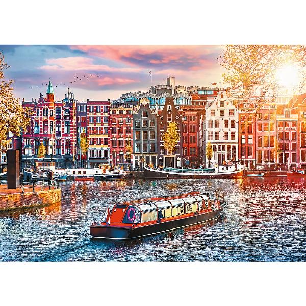 Un puzzle de calitate trebuie sa fie relaxant si distractiv Aranjarea unui puzzle constitue atat pentru copii cat si pentru adulti este o modalitate deosebita de dezvoltare a indemanarii spiritului de observatie si a concentrarii Trefl este o companie poloneza cu sediul central in regiunea Pomorze Incepand din 1985 compania a inceput sa produca puzzle-uri dezvolatand ulterior si segmentul de carti de joc si jocuri de societate In prezent Trefl este lider in Polonia si plina expansiune in 