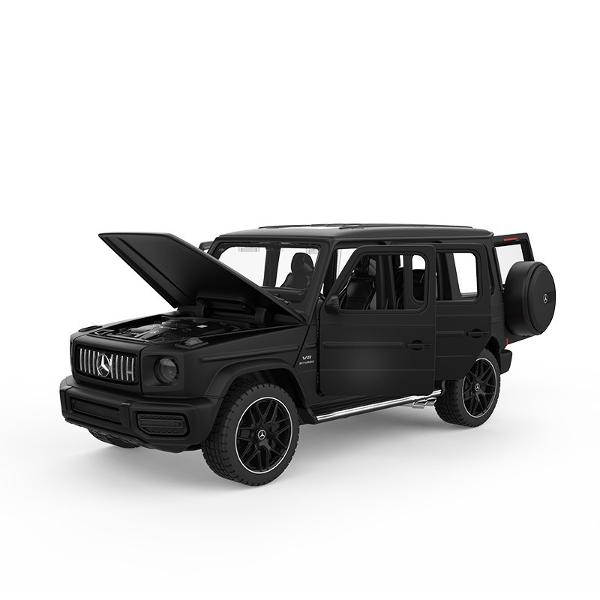 Masinuta are proportiile ideale pentru momente pline de distractie si amuzament avand dimensiunile in centimetri dupa cum urmeaza  199585 Masinuta metalica Mercedes Benz AMG G63 scara 1 la 32 are anvelope de cauciuc si un design detaliat interior-exterior realizat din material metalic turnat cu accesorii realizate din material plastic portiere de calitate superioara Copilul dumneavoastra se poate juca in voie cu masina metalica Mercedes Benz AMG G63 oferita de brandul international 