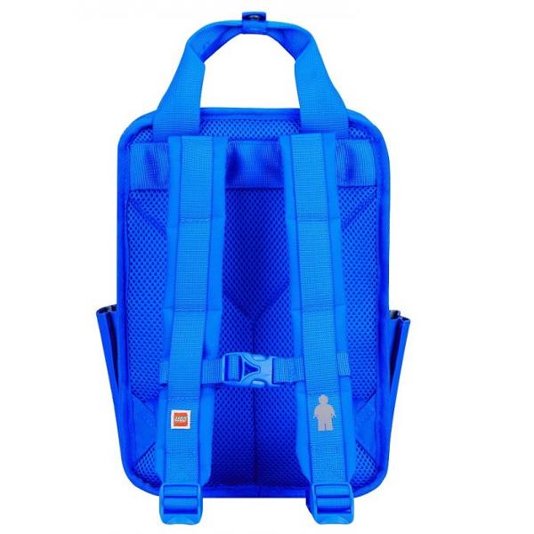 Noul rucsac Casual LEGO Tribini Fun Small suprinde prin noutatea designului Heads and Cup care starneste zambetul pe chipul oricarui scolarRucsacul are curele de umar si stern pentru un confort ridicat in timpul purtariiRucsacul este prevazut cu elemente reflectorizante pe toate cele patru laturi pentru o vizibilitate ridicata in traficRucsacul are un panou ergonomic cu sistem reglabil pe inaltime pentru a asigura o potrivire optima pentru fiecare copilGhiozdanul 