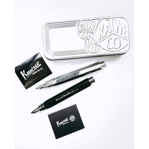 Creion Mecanic Kaweco Sketch Up Black 56mmCorpul metalic din alam&259; prelucrat&259; de înalt&259; calitate culoare negru elegant confer&259; instrumentului de desen o senza&539;ie special&259; Nu numai c&259; se simte bine în mân&259; dar arat&259; &537;i foarte elegant în crom m&259;t&259;sosAcest model este utilizat de preferin&539;&259; pentru desenul tehnic &537;i artistic Mecanismul de 