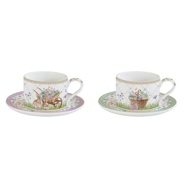 R&259;sf&259;&539;a-te cu o cafea sau un ceai din aceste ce&537;ti magice de por&539;elan din colec&539;ia Spring Bloom a brandului italian Easy Life Acest set include 2 ce&537;ti &537;i farfurioare fiecare cu un motiv unic de prim&259;var&259; - iepura&537;i dr&259;g&259;la&537;i o roab&259; cu flori un co&537; de Pa&537;te plin cu flori Culorile pastelate tandre detaliile elegante &537;i modelele florale confer&259; întregului set un aspect romantic &537;i 
