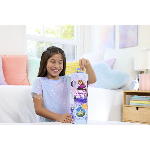 Inspirata de personajul animat din Disney Frozen papusa Spin &amp Reveal Anna dezvaluie surprize cu fiecare rasucire magica Distractia incepe cand copiii deschid clapeta si descopera o scena de joaca inspirata de Anna cu siluete misterioase Urmatorii copii invart pachetul dezvaluind o punga misterioasa la fiecare tura5 in total Gentile detin 10 surprize inclusiv accesorii de moda si autocolante Dezvaluirea finala este o papusa frumoasa Anna cu par moale intr-un updo distractiv o 