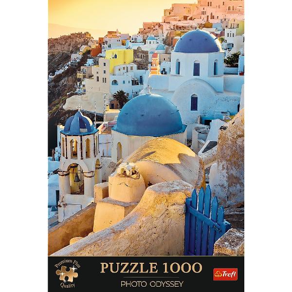 Un puzzle de calitate trebuie sa fie relaxant si distractiv Aranjarea unui puzzle constitue atat pentru copii cat si pentru adulti este o modalitate deosebita de dezvoltare a indemanarii spiritului de observatie si a concentrarii Trefl este o companie poloneza cu sediul central in regiunea Pomorze Incepand din 1985 compania a inceput sa produca puzzle-uri dezvolatand ulterior si segmentul de carti de joc si jocuri de societate In prezent Trefl este lider in Polonia si plina expansiune in 