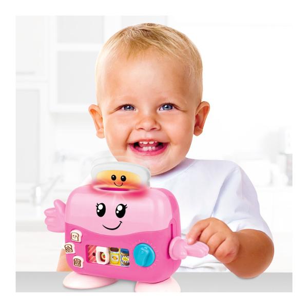 Transforma joaca intr-o experienta distractiva si interactiva cu jucaria toaster de la Winfun Micutul tau poate pregati &bdquopaine prajita&rdquo prin simpla apasare a painii in toaster si apasarea butonului care o face sa sara afara Cu butoane pentru a alege gradul de rumenire copiii pot decide intre paine usor sau bine prajita iar cele trei toppinguri preferate  gem miere si unt de arahide  adauga un plus de creativitate in joaca Toasterul include un buton temporizator cu lumina 