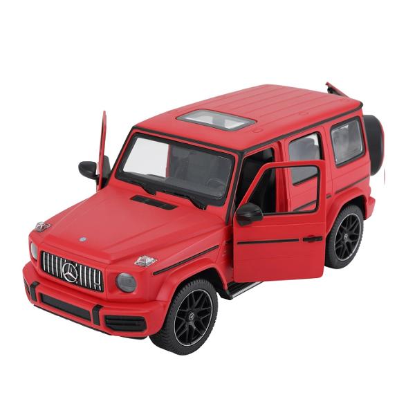Copilul dumneavoastra se poate juca in voie cu masina cu telecomanda Mercedes Benz G63 rosu scara 1 la 14 oferita de brandul international Rastar Nicio cursa nu este imposibil de castigat cu acesta masinuta replica oficiala cu licenta a modelului original construita cu mare atentie la detalii Masinuta are proportiile ideale pentru momente pline de distractie si amuzament avand dimensiunile in centimetri dupa cum urmeaza  323148139Masinuta functioneaza pe frecventa de 