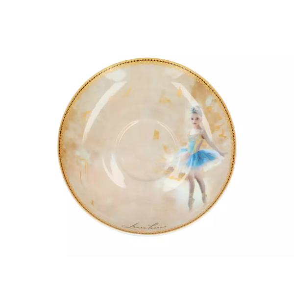 Ceasca din por&539;elan – Micile balerine de Laura Lozano 300 mlDelicat&259; &537;i plin&259; de gra&539;ie aceast&259; ceasca din por&539;elan fin este decorat&259; cu ilustra&539;ia Micile balerine semnat&259; de artista Laura Lozano Cu un design blând 