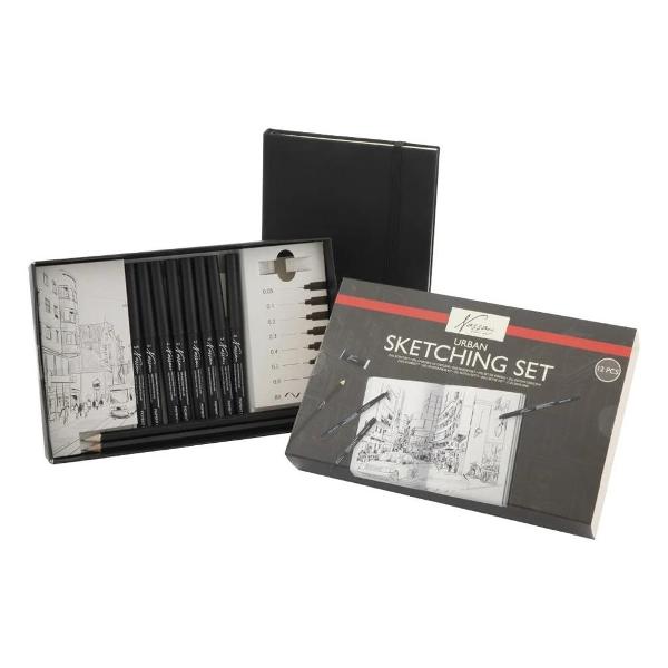 Descopera setul complet pentru pasionatii de desen si schite ideal pentru a-ti exprima creativitatea Acest set include linere si creioane de calitate perfect potrivite pentru detalii fine si contururi precise Caietul de schite are dimensiunea de 14x21 cm cu 60 de file de hartie de 130g asigurand o suprafata rezistenta si durabila pentru creatiile tale Este companionul ideal pentru artisti fie ca sunteti incepatori sau avansati Fiecare element din acest set a 