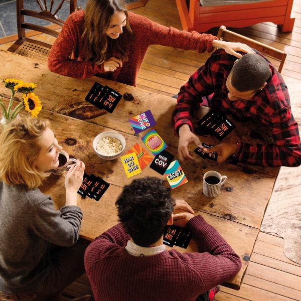 Jocul suprem de viteza Fii primul care striga cuvantul corect sau mai degraba cuvantul gresit si Te-ai ars Numar jucatori 3 Varsta recomandata 18 ani Continut 70 carti instructiuni Continutul este destinat strict adultilor de 18 ani si peste