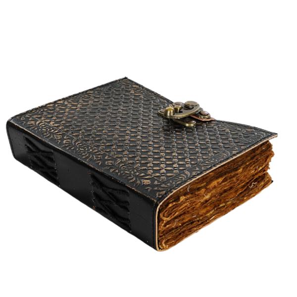 Jurnal Vintage dimensiune 175 x 125 cm coperti din piele naturala cusute manual hartie lucrata manual din bumbac Inchizatoare metalica tip ancora