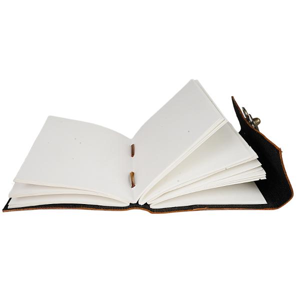 Jurnal Vintage dimensiune 175 x 125 cm coperti din piele naturala cusute manual hartie lucrata manual din bumbac inchizatoare metalica tip ancora