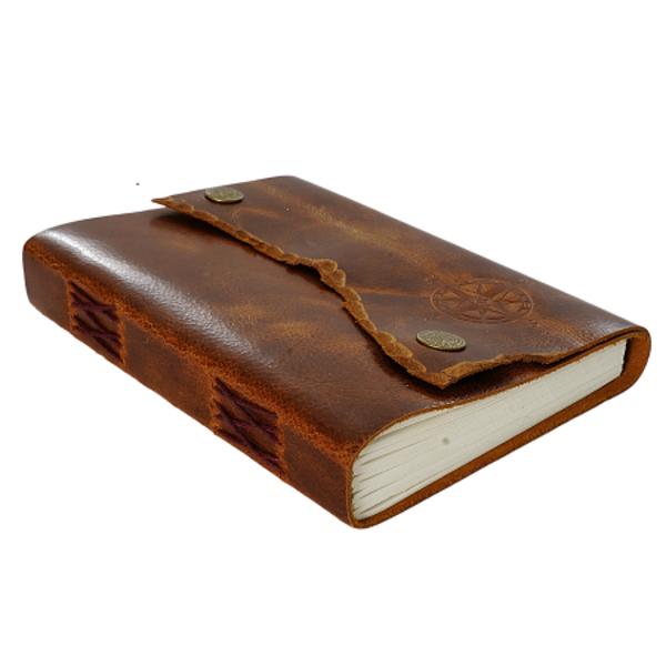 Jurnal Vintage dimensiune 175 x 125 cm coperti din piele naturala cusute manual hartie lucrata manual din bumbac inchizatoare cu capse metalice