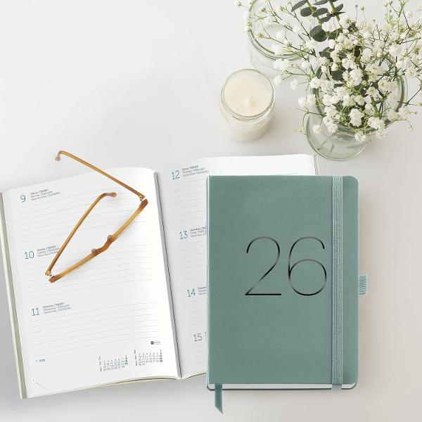 Agenda Miquelrius Plus 155x213 mm datata saptamanal Chester Green CAT MR22665