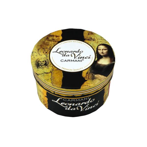 Savureaza espresso-ul cu stil cu aceasta ceasca din portelan fin inspirata din celebra opera &bdquo;Mona Lisa&rdquo; a lui Leonardo Da Vinci Designul clasic si artistic aduce un plus de eleganta fiecarui moment de cafea transformand servirea espresso-ului intr-o experienta rafinataMaterial 