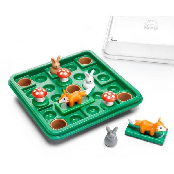 Smart Games - JumpIn joc de logic&259; cu 60 de provoc&259;ri 7 aniJumpIn de la Smart Games este un joc captivant de logic&259; perfect pentru copii de peste 7 ani Cu iepura&537;i ciupercu&539;e &537;i vulpi&539;e acest joc promite s&259; fie &icirc;ndr&259;git de &icirc;ntreaga familie Scopul este de a ajuta iepura&537;ii s&259; &539;op&259;ie &537;i s&259; se ascund&259; &icirc;n siguran&539;&259; &icirc;n vizuinile 