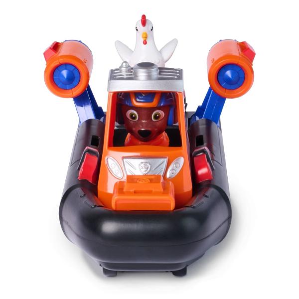 PATRULA CATELUSILOR CAUTARE SI SALVARE SET FIGURINA SI VEHICUL este un set de joaca inspirat din aventurile echipei de salvare concepute pentru copiii de peste 3 ani Fiecare set include un personaj indragit din Patrula Catelusilorl si vehiculul sau specific de interventie realizat in culori autentice si cu detalii fidele serialului animat Vehiculul este prevazut cu roti functionale si elemente mobile oferind o experienta de joaca dinamica si interactiva Figurina este articulata si usor de 