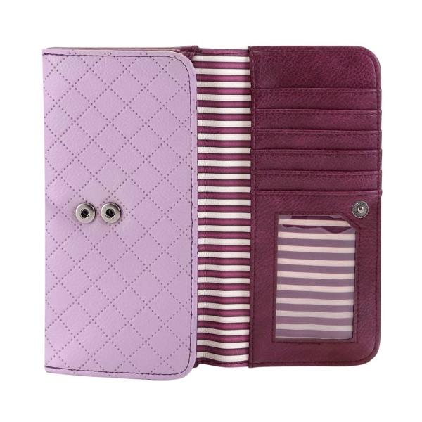 Descopera portofelul Little Storm Cloud de la Gorjuss un accesoriu elegant si practic ideal pentru a-ti organiza banii si cardurile intr-un mod stilat si sigurAcest portofel ofera multe compartimente pentru a pastra atat bancnotele cat si monedele in ordine Unul dintre compartimente este securizat cu un fermoar asigurand astfel ca lucrurile tale raman in sigurantaPachetul contine- 1x portofel&nbsp;Little Storm 