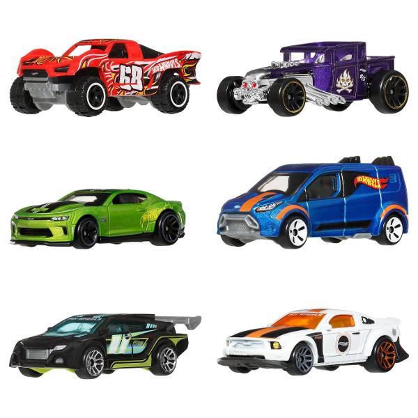 Setul Hot Wheels Silver Series Legends include sase vehicule spectaculoase inspirate din modele custom si masini performante apreciate in cultura auto moderna Fiecare masinuta este realizata din metal turnat cu detalii atent finisate grafica distinctiva si elemente de design agresiv specifice stilului Hot Wheels Colectia reuneste modele precum Hot Wheels Ford Transit Connect 2005 Ford Mustang Baja Truck Loop Coupe Bone Shaker si 2018 COPO Camaro SS oferind o combinatie echilibrata 
