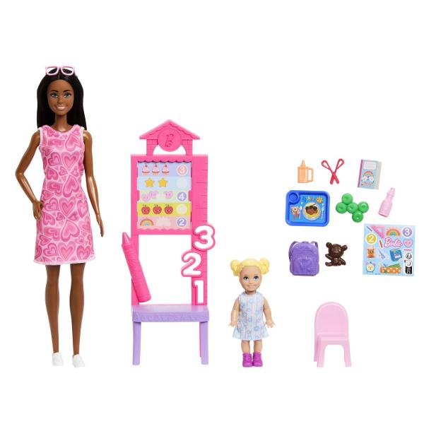 Copiii pot explora tot felul de cariere cu Barbie De la un om de stiinta la un copil de doctor papusile Barbie Careers sunt gata sa inspire povesti pentru toata lumea Barbie poarta haine detasabile cu tematica de cariera si alte accesorii pentru a spune povesti Imaginatia poate juca o lume plina de posibilitati de povestire si oportunitati de cariera cu aceasta papusa puternica gata sa inspire copiii sa fie tot ce isi doresc sa fie Acest pachet contine o Papusa Barbie Mulatra Profesoara