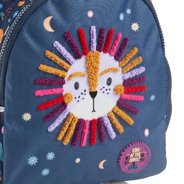 Ideal pentru primii ani de &537;coal&259;&nbsp;ghiozdanul King of Jungle din colec&539;ia London Recycl de la Miquelrius&nbsp;combin&259; func&539;ionalitatea cu grija pentru mediu Realizat din&nbsp;poliester reciclat este o alegere sustenabil&259; rezistent&259; &537;i potrivit&259; pentru utilizarea zilnic&259;p data-start354 