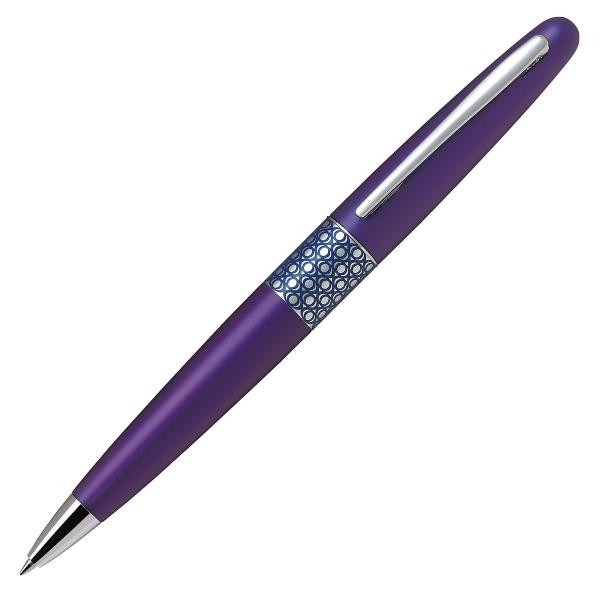 Pix cu bila Pilot MR Retro Pop 10 mm Cu un design retro-pop noua colectie MR 3 intr-un stil elegant si vesel cu o gama pentru toate gusturile este un cadou perfect intarit de calitatea Pilot Pixul Mr Retro-Pop scriere 10 mm cu cerneala hibrida pe baza de ulei & gel de culoare neagra intr-o cutie cadou cu motive retro-pop
